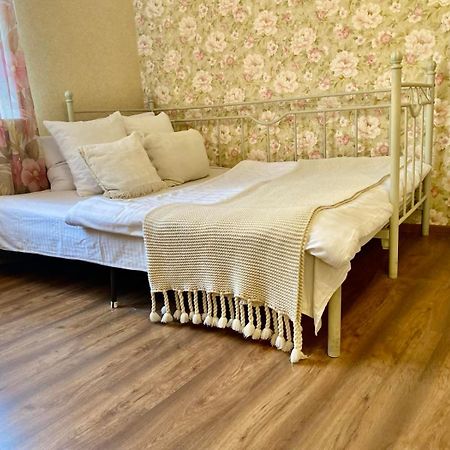 Вірменська 14 Центр З Балконом Не Далеко Від Ж Д Вокзалу Звітні Документи Apartment Liov Exterior foto
