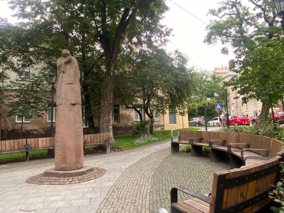 Вірменська 14 Центр З Балконом Не Далеко Від Ж Д Вокзалу Звітні Документи Apartment Liov Exterior foto